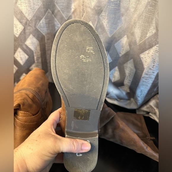 Unr8ed Women’s Brown Zippered Dylan Boots Size 8.5 M - Picture 9 of 14